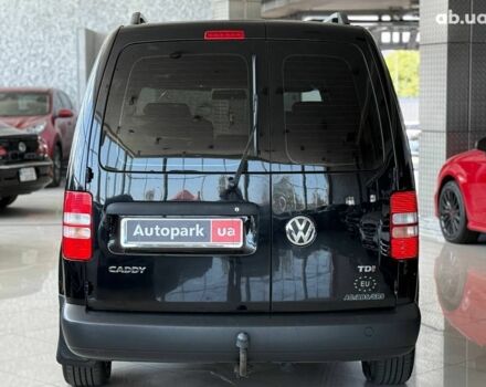Чорний Фольксваген Кадді, об'ємом двигуна 1.6 л та пробігом 210 тис. км за 10640 $, фото 7 на Automoto.ua
