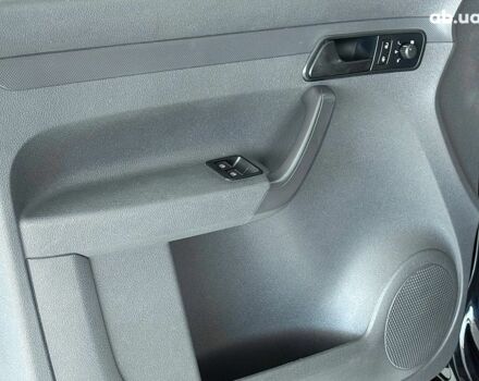 Чорний Фольксваген Кадді, об'ємом двигуна 1.6 л та пробігом 210 тис. км за 10640 $, фото 23 на Automoto.ua