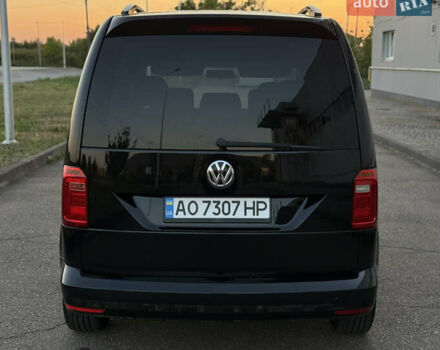 Черный Фольксваген Кадди, объемом двигателя 1.97 л и пробегом 273 тыс. км за 14200 $, фото 4 на Automoto.ua