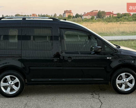 Черный Фольксваген Кадди, объемом двигателя 1.97 л и пробегом 273 тыс. км за 14200 $, фото 7 на Automoto.ua