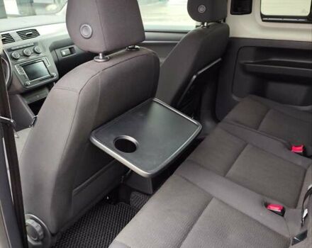 Черный Фольксваген Кадди, объемом двигателя 1.97 л и пробегом 274 тыс. км за 17800 $, фото 51 на Automoto.ua