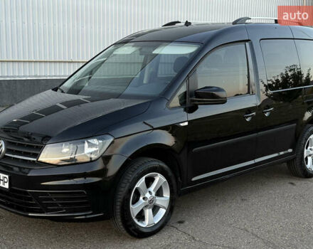 Черный Фольксваген Кадди, объемом двигателя 1.97 л и пробегом 273 тыс. км за 14200 $, фото 2 на Automoto.ua