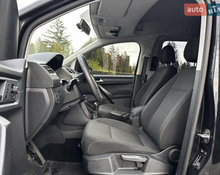 Черный Фольксваген Кадди, объемом двигателя 1.97 л и пробегом 237 тыс. км за 16500 $, фото 18 на Automoto.ua