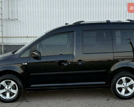 Черный Фольксваген Кадди, объемом двигателя 1.97 л и пробегом 273 тыс. км за 14200 $, фото 6 на Automoto.ua