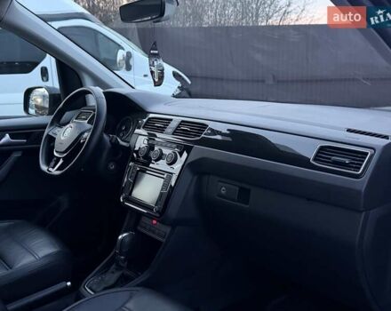 Черный Фольксваген Кадди, объемом двигателя 1.97 л и пробегом 138 тыс. км за 19950 $, фото 36 на Automoto.ua