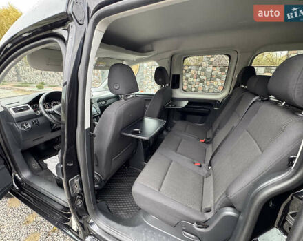 Чорний Фольксваген Кадді, об'ємом двигуна 1.4 л та пробігом 277 тис. км за 16300 $, фото 47 на Automoto.ua