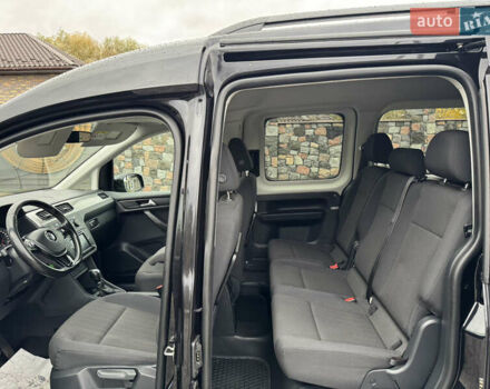 Чорний Фольксваген Кадді, об'ємом двигуна 1.4 л та пробігом 277 тис. км за 16300 $, фото 43 на Automoto.ua