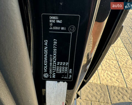 Черный Фольксваген Кадди, объемом двигателя 1.4 л и пробегом 232 тыс. км за 15999 $, фото 26 на Automoto.ua
