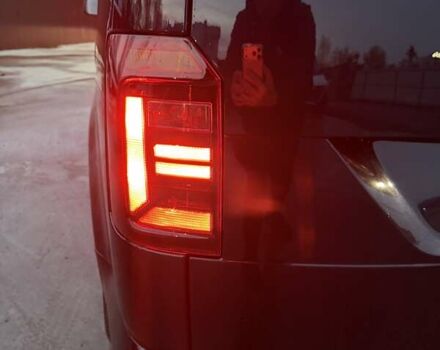 Черный Фольксваген Кадди, объемом двигателя 1.97 л и пробегом 138 тыс. км за 19950 $, фото 8 на Automoto.ua