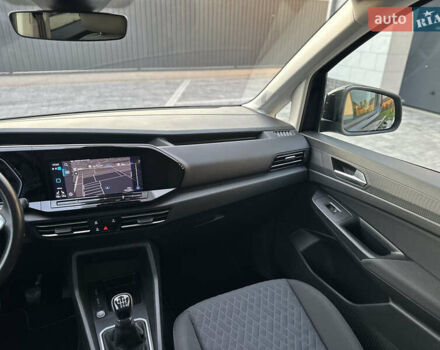 Черный Фольксваген Кадди, объемом двигателя 2 л и пробегом 155 тыс. км за 26950 $, фото 36 на Automoto.ua