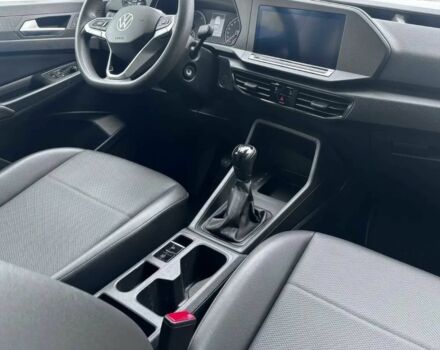 Черный Фольксваген Кадди, объемом двигателя 2 л и пробегом 21 тыс. км за 6800 $, фото 5 на Automoto.ua