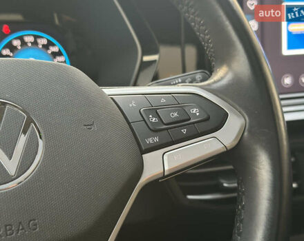 Черный Фольксваген Кадди, объемом двигателя 2 л и пробегом 155 тыс. км за 26950 $, фото 49 на Automoto.ua