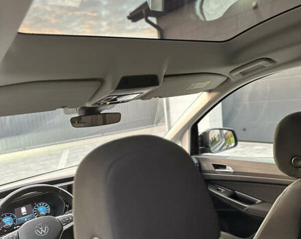 Черный Фольксваген Кадди, объемом двигателя 2 л и пробегом 155 тыс. км за 26950 $, фото 78 на Automoto.ua