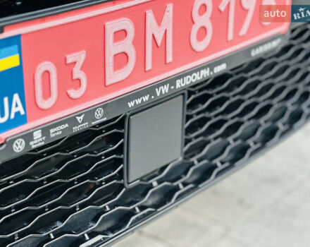 Черный Фольксваген Кадди, объемом двигателя 2 л и пробегом 155 тыс. км за 26950 $, фото 23 на Automoto.ua