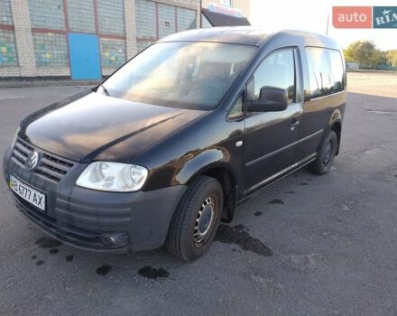 Черный Фольксваген Кадди, объемом двигателя 1.9 л и пробегом 151 тыс. км за 8200 $, фото 4 на Automoto.ua