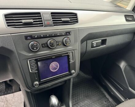 Чорний Фольксваген Кадді, об'ємом двигуна 1.4 л та пробігом 277 тис. км за 16300 $, фото 14 на Automoto.ua