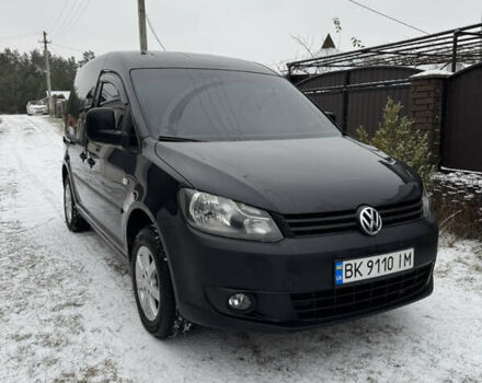 Черный Фольксваген Кадди, объемом двигателя 1.6 л и пробегом 365 тыс. км за 7500 $, фото 1 на Automoto.ua