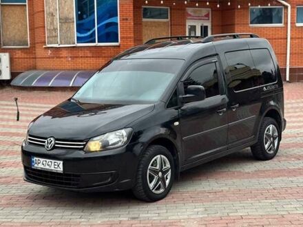 Черный Фольксваген Кадди, объемом двигателя 1.6 л и пробегом 238 тыс. км за 7500 $, фото 1 на Automoto.ua