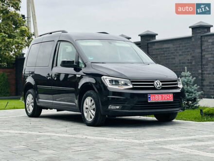 Черный Фольксваген Кадди, объемом двигателя 2 л и пробегом 217 тыс. км за 16950 $, фото 1 на Automoto.ua