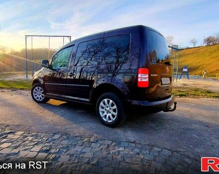 Фіолетовий Фольксваген Кадді, об'ємом двигуна 1.6 л та пробігом 270 тис. км за 8500 $, фото 1 на Automoto.ua