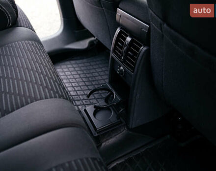 Фиолетовый Фольксваген Кадди, объемом двигателя 1.6 л и пробегом 265 тыс. км за 13500 $, фото 54 на Automoto.ua