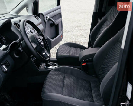 Фиолетовый Фольксваген Кадди, объемом двигателя 1.6 л и пробегом 265 тыс. км за 13500 $, фото 48 на Automoto.ua