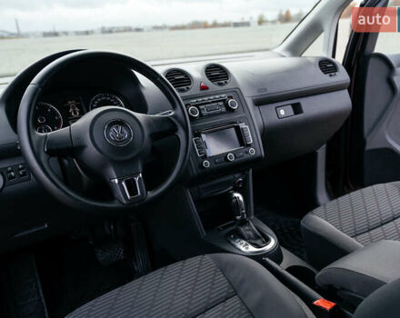 Фиолетовый Фольксваген Кадди, объемом двигателя 1.6 л и пробегом 265 тыс. км за 13500 $, фото 61 на Automoto.ua