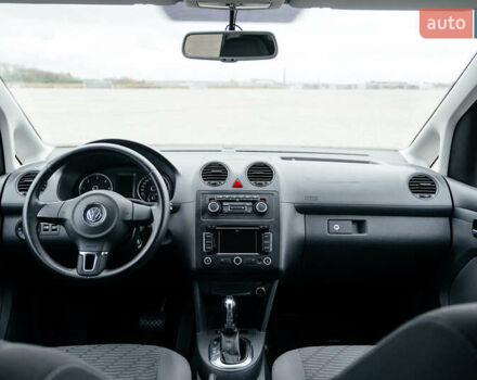 Фиолетовый Фольксваген Кадди, объемом двигателя 1.6 л и пробегом 265 тыс. км за 13500 $, фото 27 на Automoto.ua