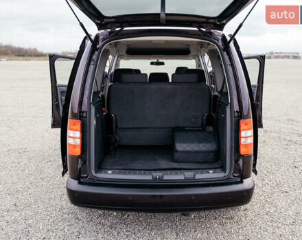 Фиолетовый Фольксваген Кадди, объемом двигателя 1.6 л и пробегом 265 тыс. км за 13500 $, фото 63 на Automoto.ua