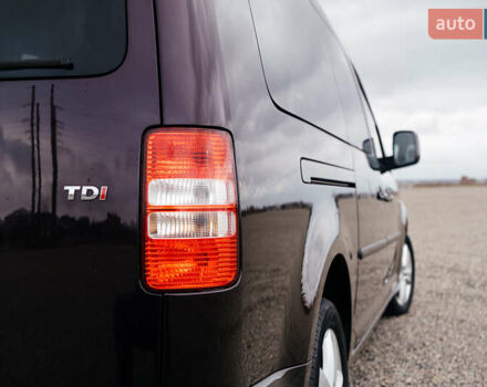 Фиолетовый Фольксваген Кадди, объемом двигателя 1.6 л и пробегом 265 тыс. км за 13500 $, фото 24 на Automoto.ua