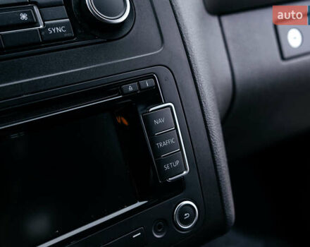 Фиолетовый Фольксваген Кадди, объемом двигателя 1.6 л и пробегом 265 тыс. км за 13500 $, фото 46 на Automoto.ua