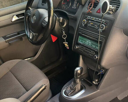 Фиолетовый Фольксваген Кадди, объемом двигателя 1.97 л и пробегом 254 тыс. км за 12800 $, фото 8 на Automoto.ua