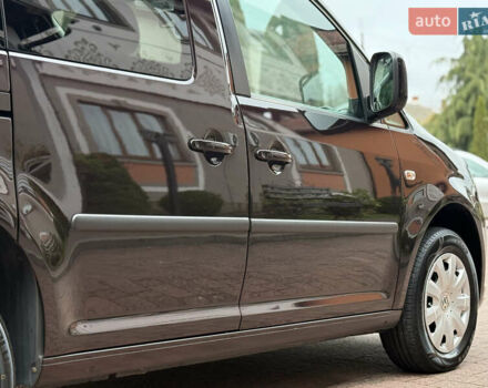 Фиолетовый Фольксваген Кадди, объемом двигателя 1.6 л и пробегом 265 тыс. км за 11499 $, фото 25 на Automoto.ua