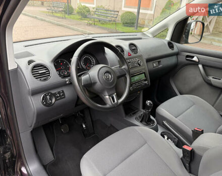 Фиолетовый Фольксваген Кадди, объемом двигателя 1.6 л и пробегом 265 тыс. км за 11499 $, фото 41 на Automoto.ua