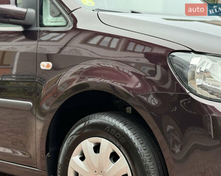 Фиолетовый Фольксваген Кадди, объемом двигателя 1.6 л и пробегом 265 тыс. км за 11499 $, фото 21 на Automoto.ua