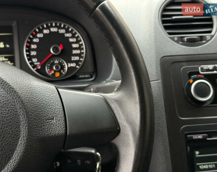 Фиолетовый Фольксваген Кадди, объемом двигателя 1.6 л и пробегом 265 тыс. км за 11499 $, фото 50 на Automoto.ua