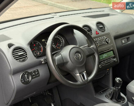 Фиолетовый Фольксваген Кадди, объемом двигателя 1.6 л и пробегом 265 тыс. км за 11499 $, фото 42 на Automoto.ua