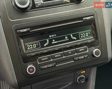 Фиолетовый Фольксваген Кадди, объемом двигателя 1.6 л и пробегом 265 тыс. км за 11499 $, фото 59 на Automoto.ua