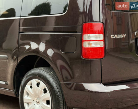 Фиолетовый Фольксваген Кадди, объемом двигателя 1.6 л и пробегом 265 тыс. км за 11499 $, фото 31 на Automoto.ua