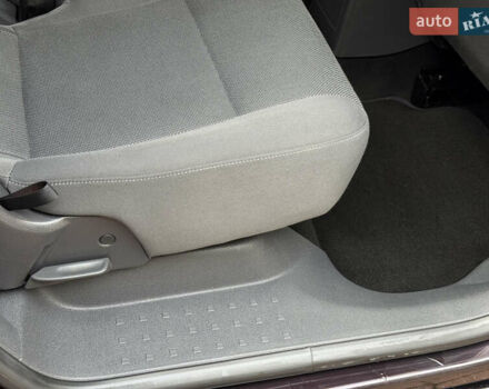 Фиолетовый Фольксваген Кадди, объемом двигателя 1.6 л и пробегом 265 тыс. км за 11499 $, фото 72 на Automoto.ua