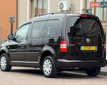 Фиолетовый Фольксваген Кадди, объемом двигателя 1.6 л и пробегом 265 тыс. км за 11499 $, фото 13 на Automoto.ua