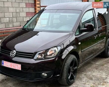 Фиолетовый Фольксваген Кадди, объемом двигателя 1.6 л и пробегом 186 тыс. км за 12000 $, фото 2 на Automoto.ua