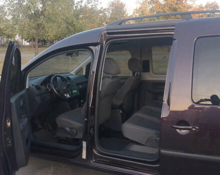 Фиолетовый Фольксваген Кадди, объемом двигателя 1.6 л и пробегом 218 тыс. км за 11800 $, фото 2 на Automoto.ua