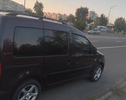 Фиолетовый Фольксваген Кадди, объемом двигателя 1.6 л и пробегом 218 тыс. км за 11800 $, фото 6 на Automoto.ua