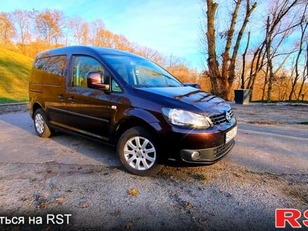 Фіолетовий Фольксваген Кадді, об'ємом двигуна 1.6 л та пробігом 270 тис. км за 8500 $, фото 1 на Automoto.ua