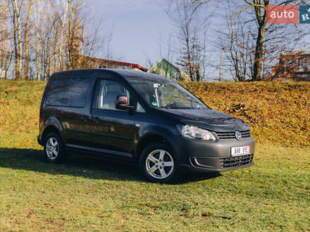 Фиолетовый Фольксваген Кадди, объемом двигателя 1.6 л и пробегом 254 тыс. км за 12999 $, фото 1 на Automoto.ua