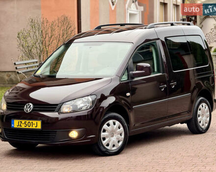 Фиолетовый Фольксваген Кадди, объемом двигателя 1.6 л и пробегом 265 тыс. км за 11499 $, фото 1 на Automoto.ua