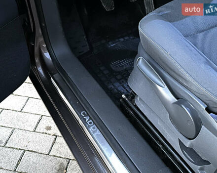 Коричневый Фольксваген Кадди, объемом двигателя 1.6 л и пробегом 272 тыс. км за 10500 $, фото 22 на Automoto.ua