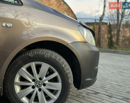 Коричневый Фольксваген Кадди, объемом двигателя 1.6 л и пробегом 272 тыс. км за 10500 $, фото 5 на Automoto.ua