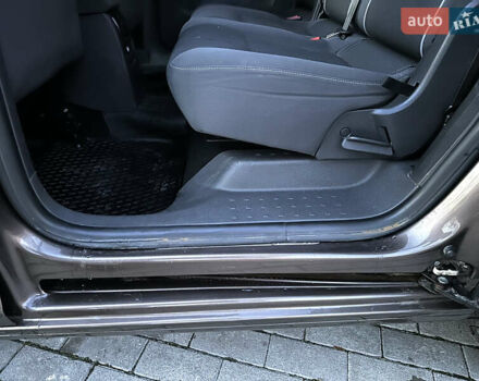 Коричневый Фольксваген Кадди, объемом двигателя 1.6 л и пробегом 272 тыс. км за 10500 $, фото 26 на Automoto.ua